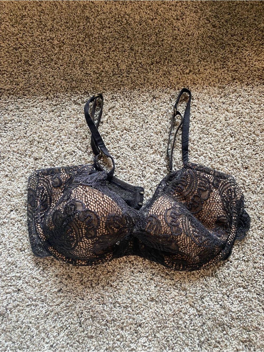 Victoria's Secret Black Lace Underwire Bra - 38D